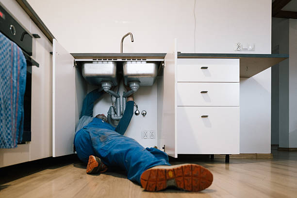 Professional Drain Cleaning technician working in Mount Hermon, CA